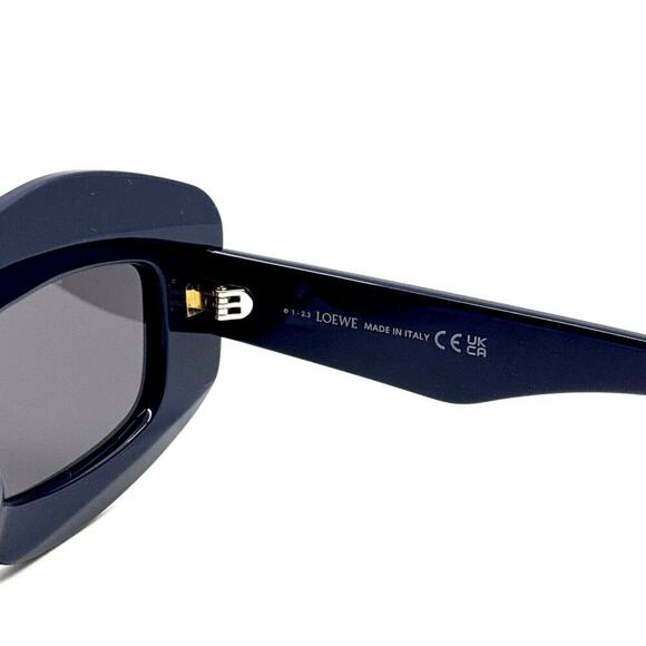 NEW!!! LOEWE Sunglasses LW4114IS 90A Authentic main image 4